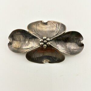 Stuart Nye NYE Brooch Pin Dogwood Flower Floral Sterling Silver Vintage Artisan